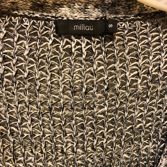 LF B/W KNIT CARDIGAN - Picture 2 of 3